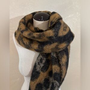 Cotton On Leopard Print Scarf New